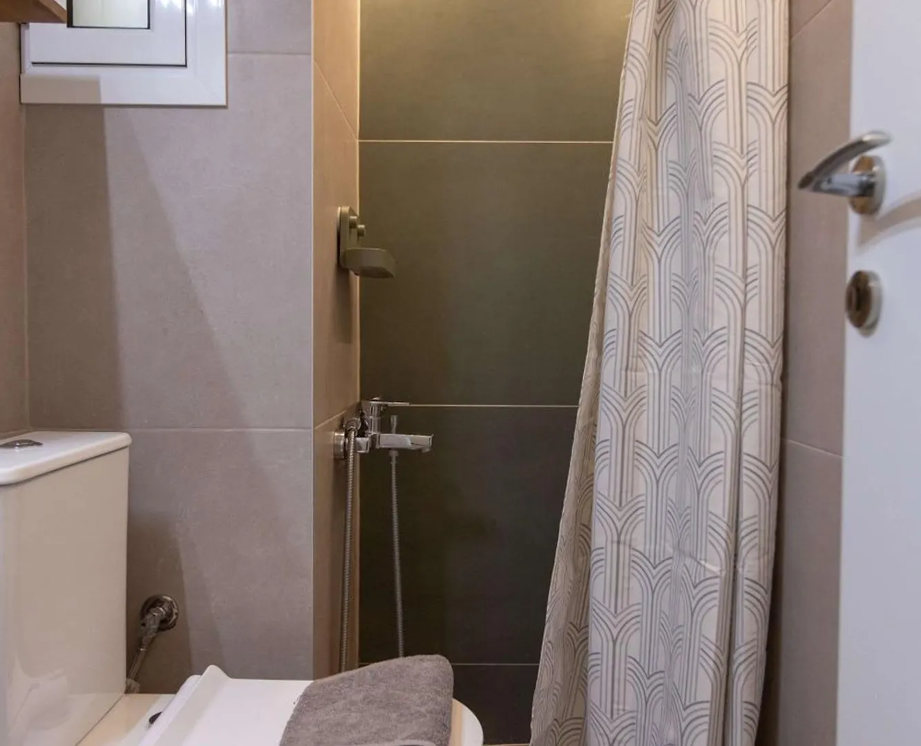New Cozy Apt With Balcony Close To Analipsi Metro Salonicco Appartamento