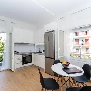 Agias Sofias Svolou Center 2 Θεσσαλονίκη