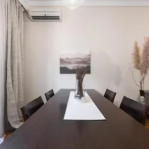 Florence, Nilie Hospitality Mgmt Θεσσαλονίκη